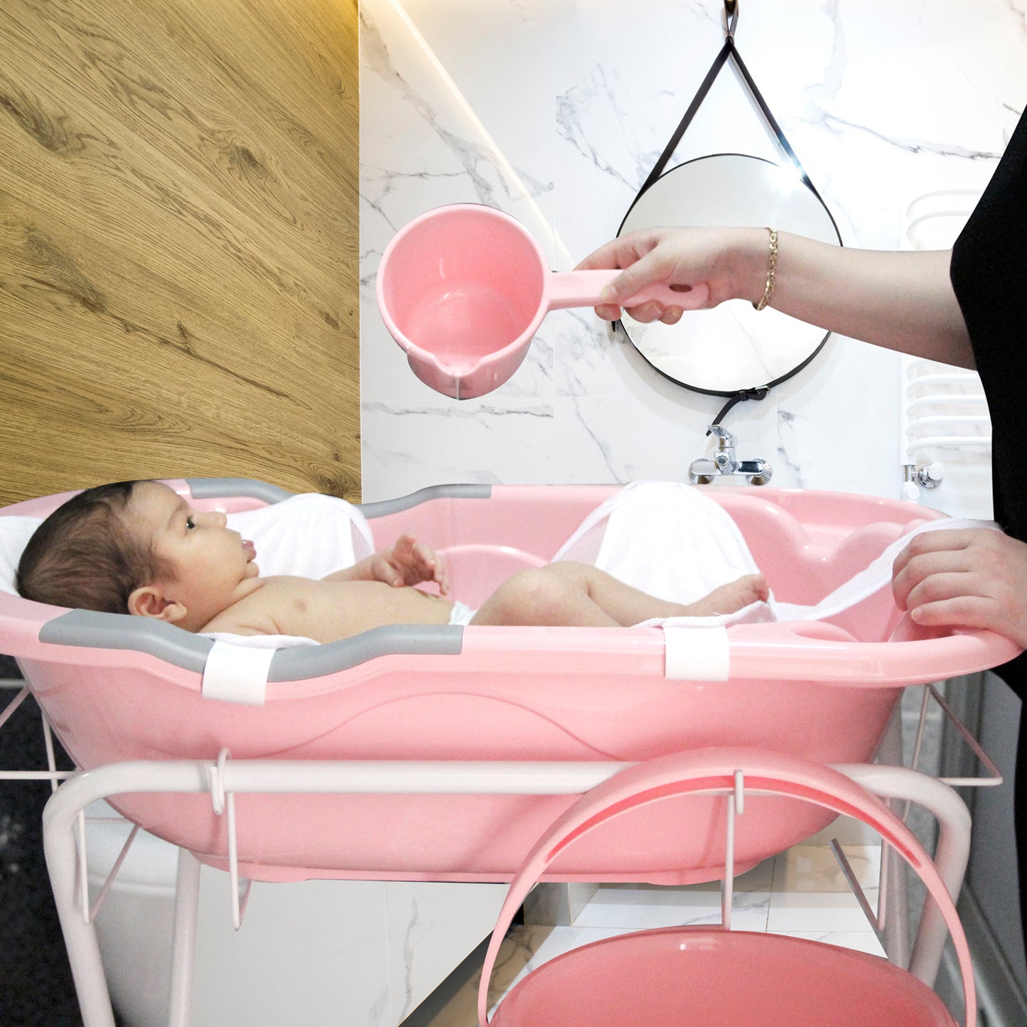 Babyjem bi̇g bath stand with basket /white